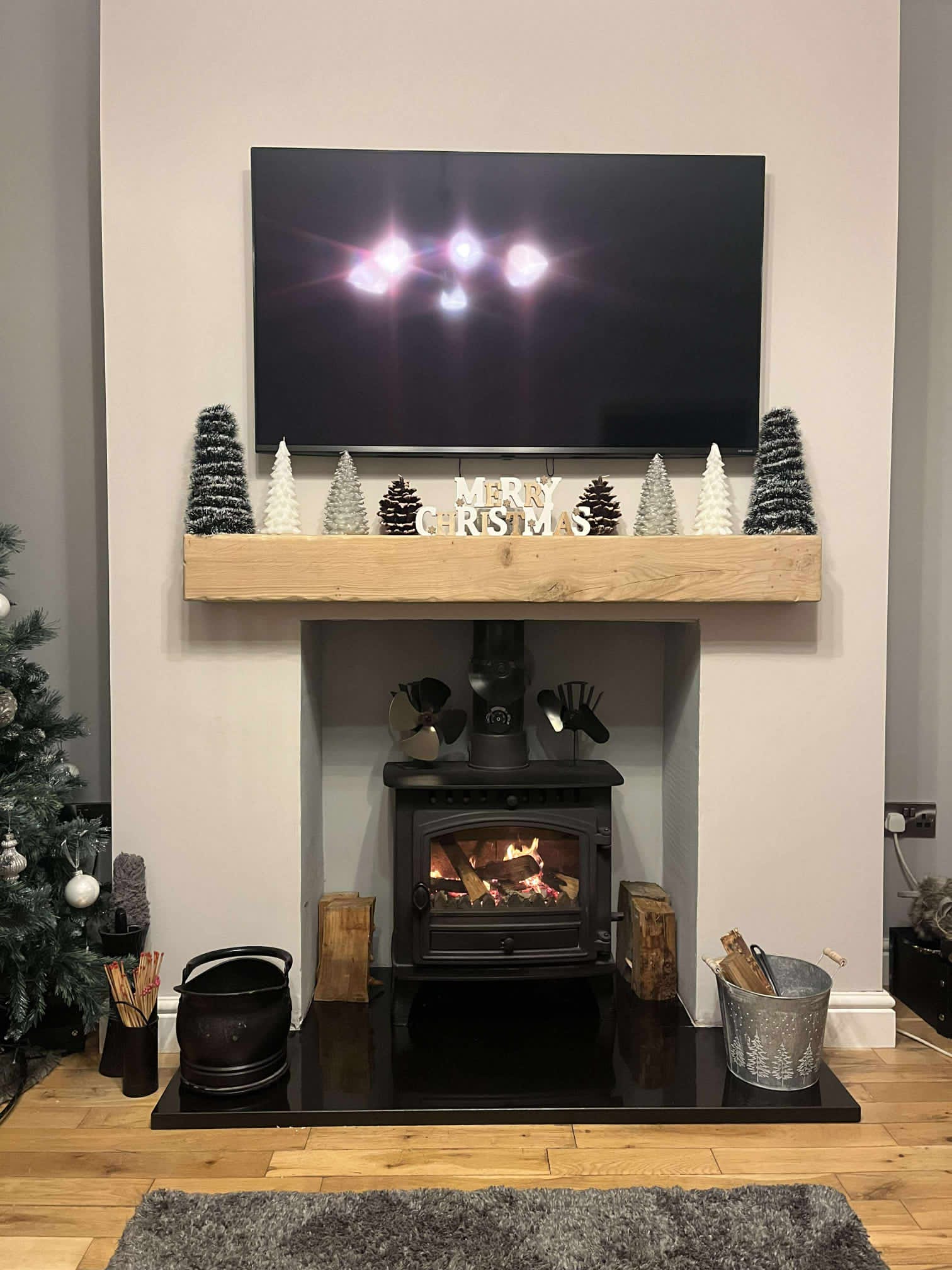 Oak Mantel Beam 6 x 6 (15cm(H) x 10cm(D) - Rounded Edge - Solid Oak Fireplace Beam